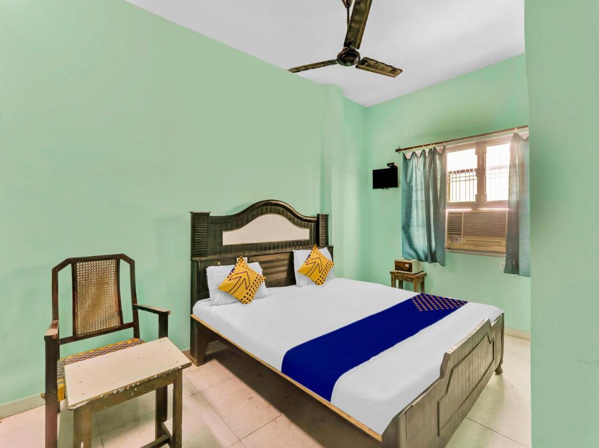 Spot On 81122 Saket Honest Hotel Ayodhya Luaran gambar